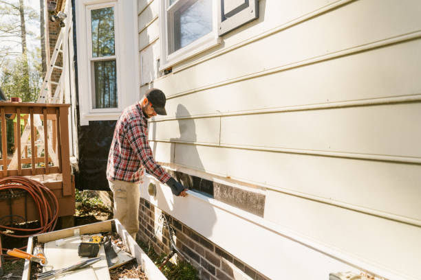 Trusted Emergency Siding Repair service in Sebastian, TX - Creative Siding